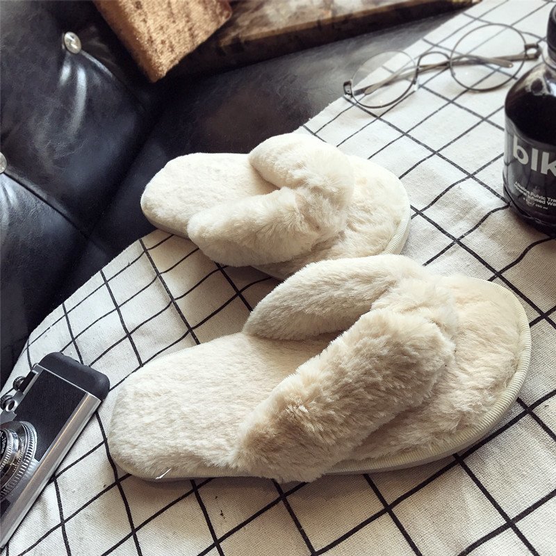 Fluffy Fur Slipper - Ciepłe, puszyste, futrzane kapcie damskie, lekkie,