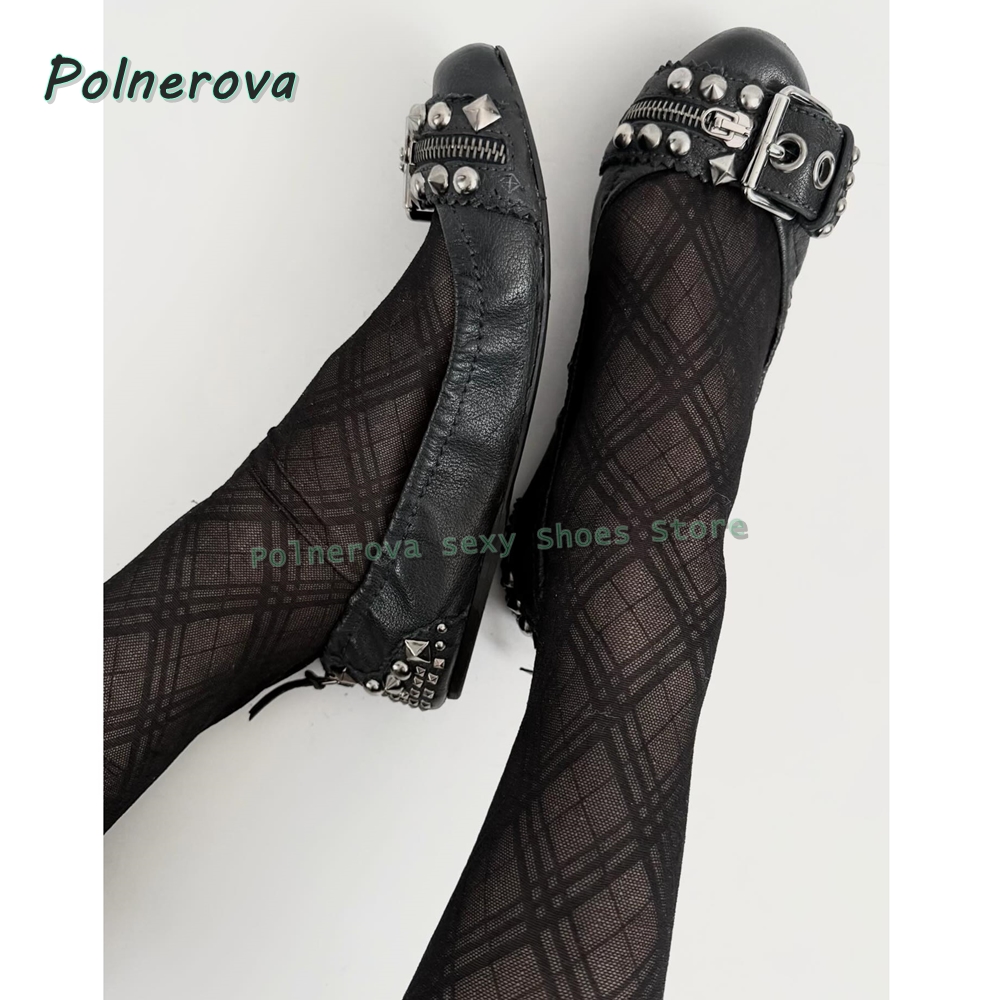 Shoes Women Pumps - Buty Mary Jane z nitowaną klamrą,