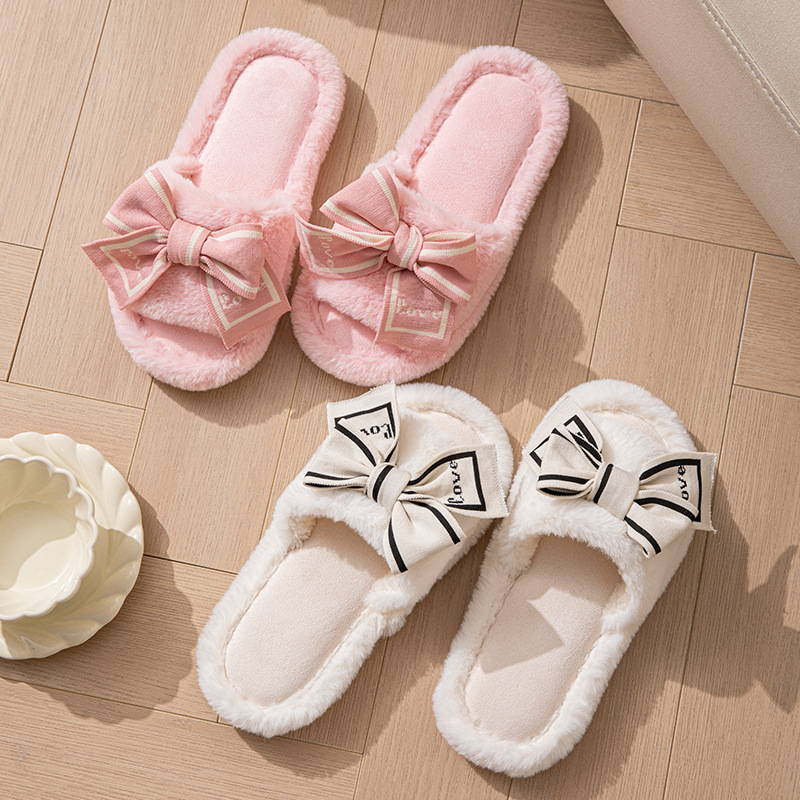 Urocze puszyste damskie kapcie – Fluffy Fur Slipper recenzja i cena