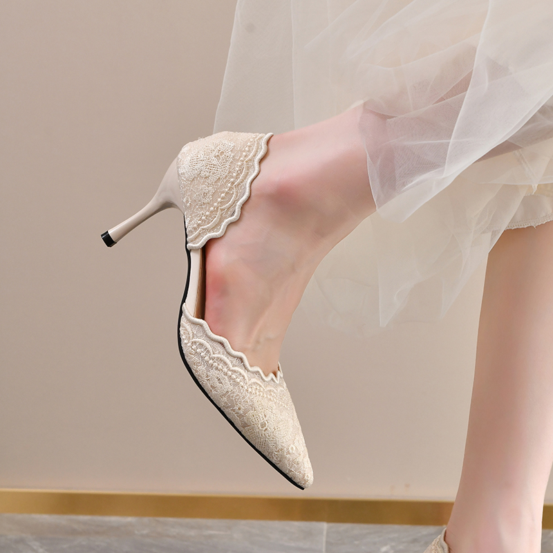 Koronkowe szpilki z ostrym nos – Shoes Women Pumps recenzja i cena