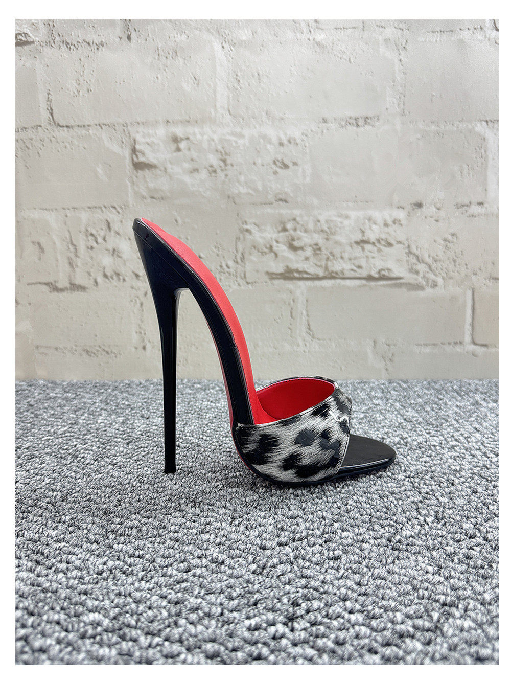 Nowe modne klapki na wysokim o – Leopard Print Heels recenzja i cena